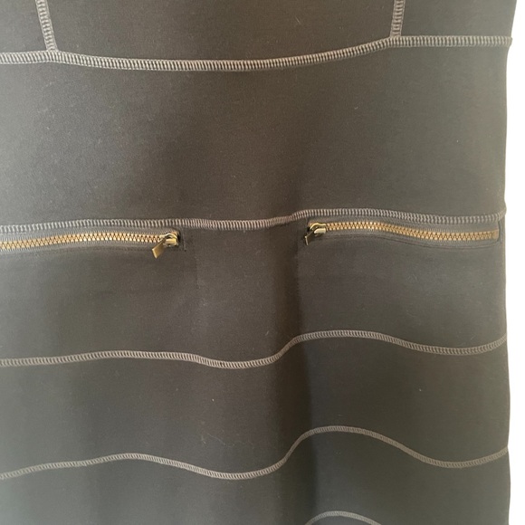 ATHLETA Black Ponte Knit Contour Athletic Dress Zipper Trim Shortsleeve - Sz XXS - Picture 3 of 10